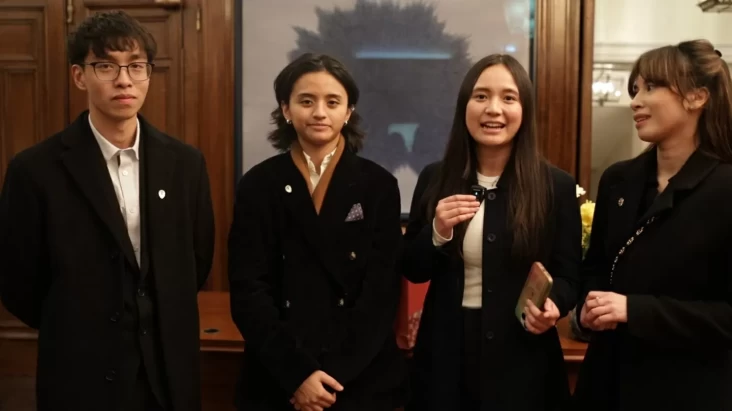 Bertemu prabowo mahasiswa ri di london titip harapan besar untuk pendidikan ths