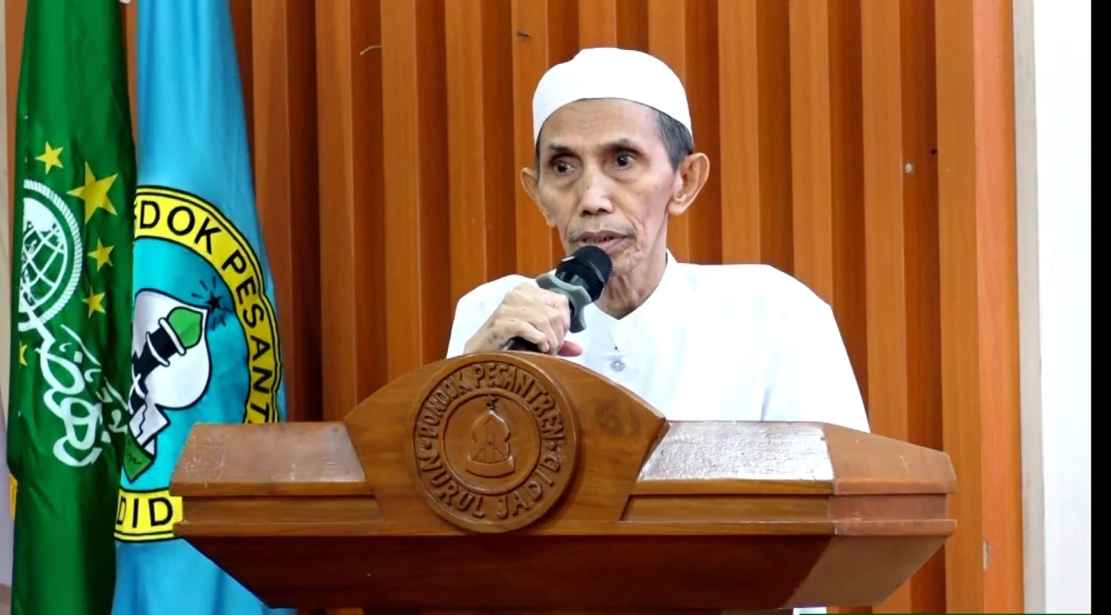 Kiai zuhri zaini BA