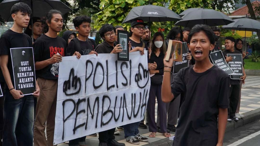Aksi kamisan di surabaya