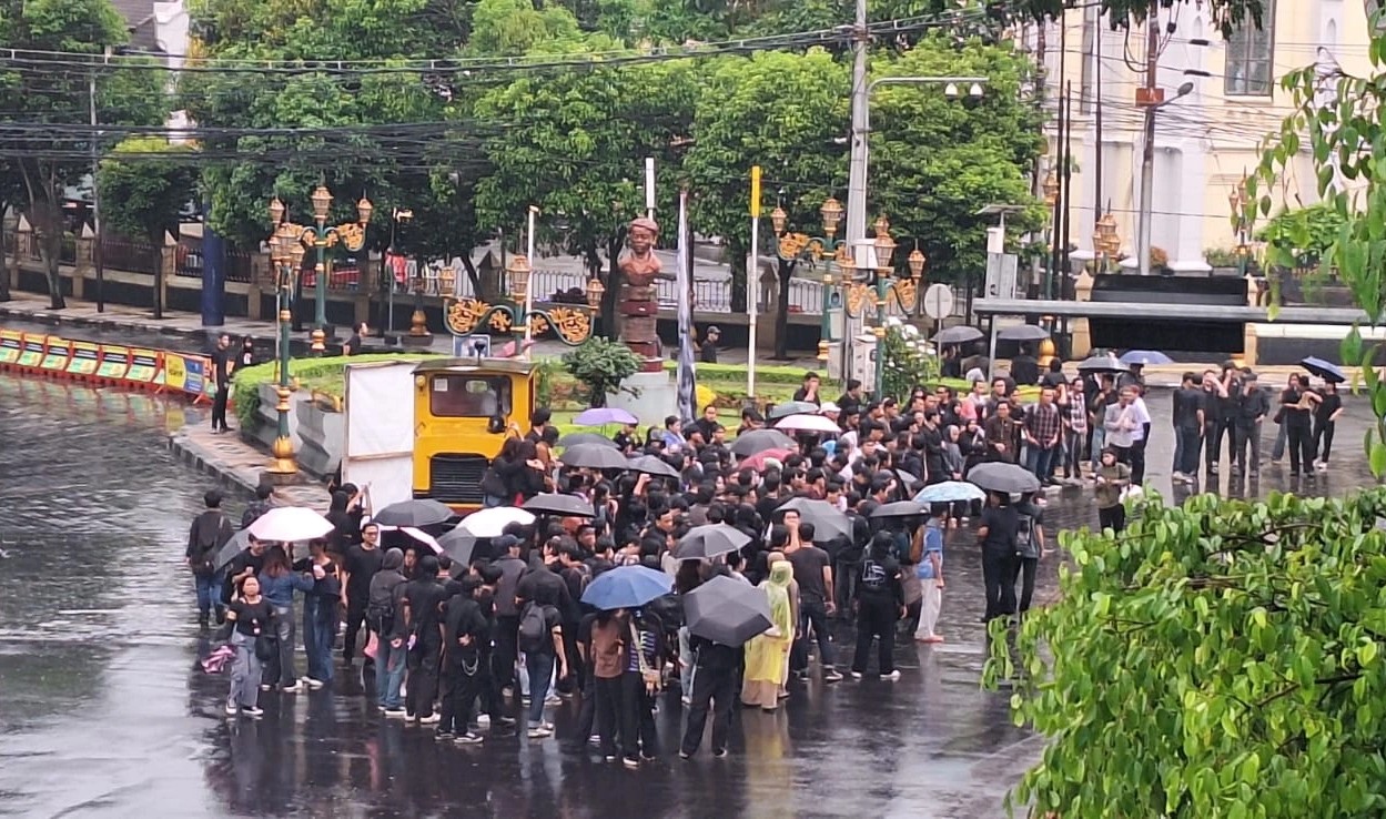 Aksi solidaritas untuk Arianto