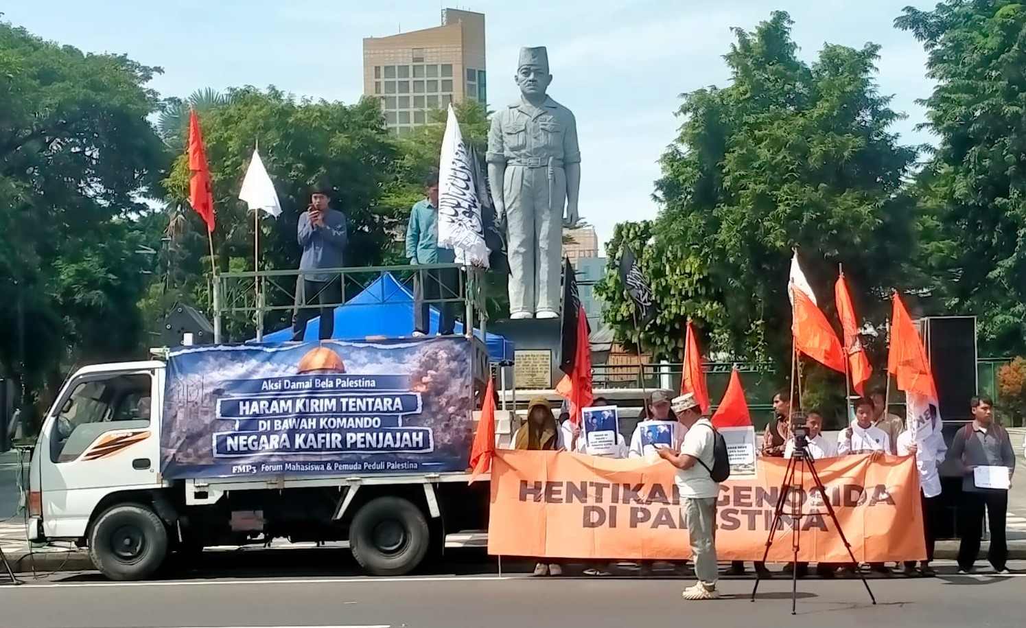 Aksi bela palestina