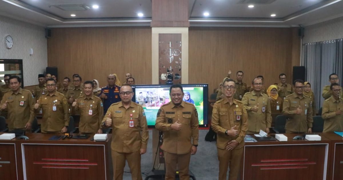 Fahmi Abdul Haq Zaini bersama ASN Kabupaten Probolinggo