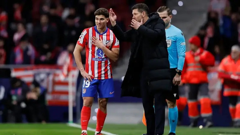 Cholo simeone respuesta julian alvarez atletico madrid jpg.