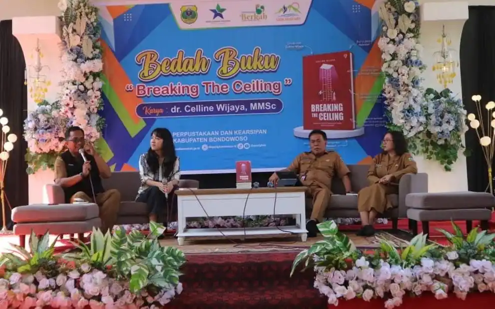 Suasana bedah buku Breaking the Ceiling (Foto: Surau.ID/Ist)