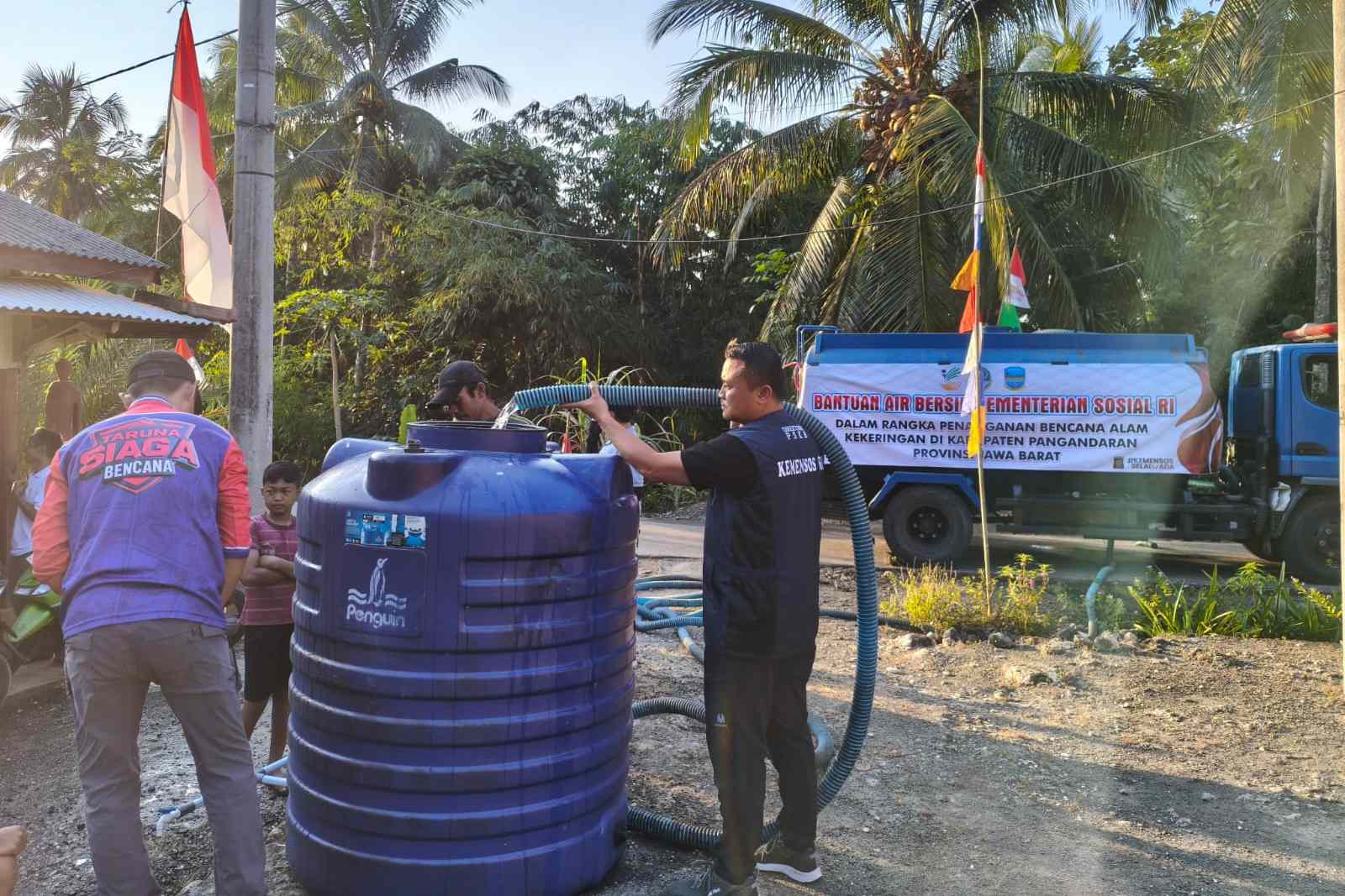 Bantuan Air bersih Kemensos